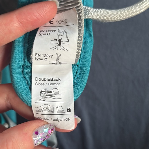 Petzl CORAX LT Climbing Harness - Turquoise Women's Size Small - Picture 6 of 9